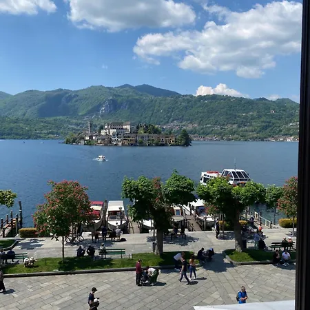 Lakeside アパート *