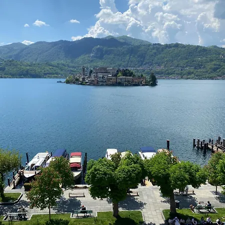 Lakeside Apartment